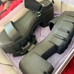 Madden Girl Black Platform Sandals